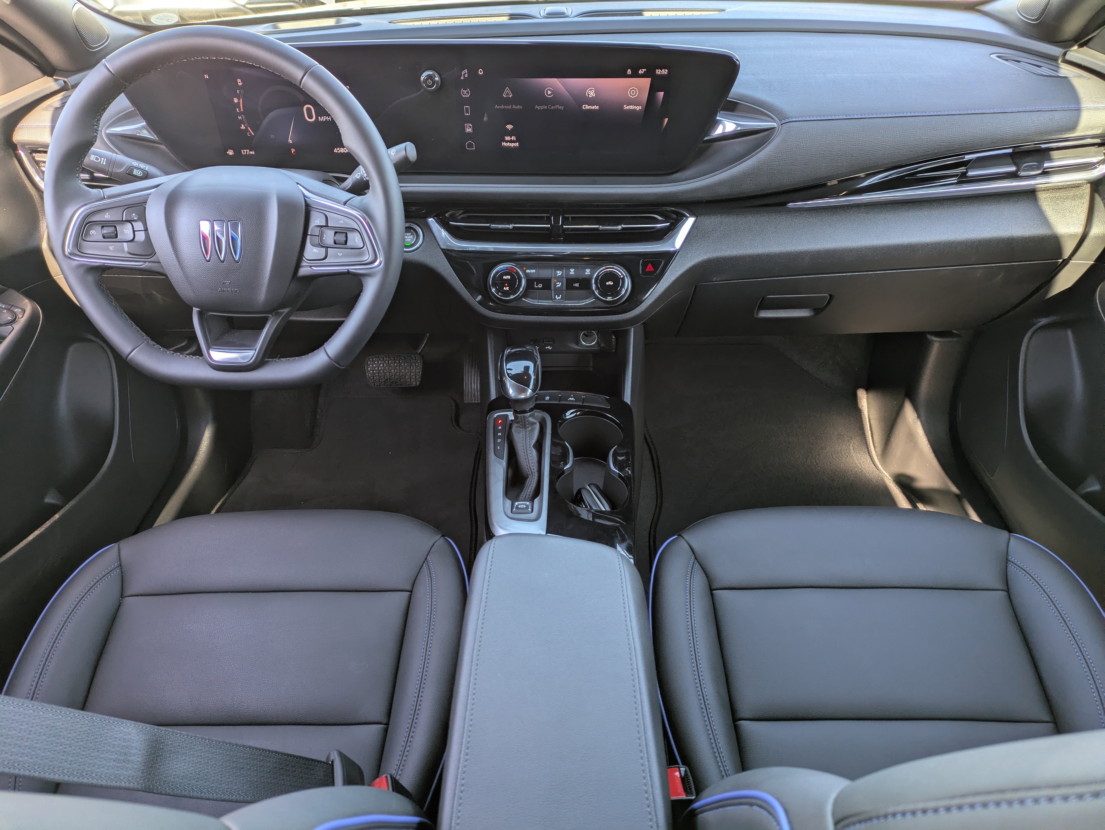 Used 2025 Buick Envista Sport Touring image 15