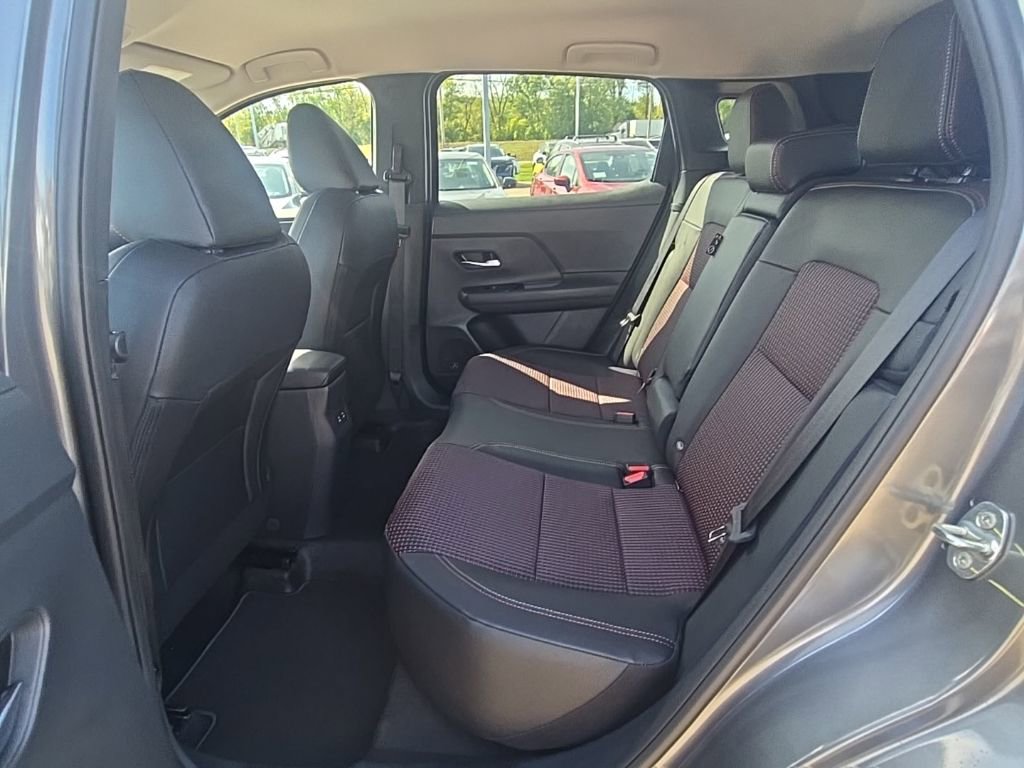 New 2026 Nissan Kicks SR w/ Cold Weather Package image 31