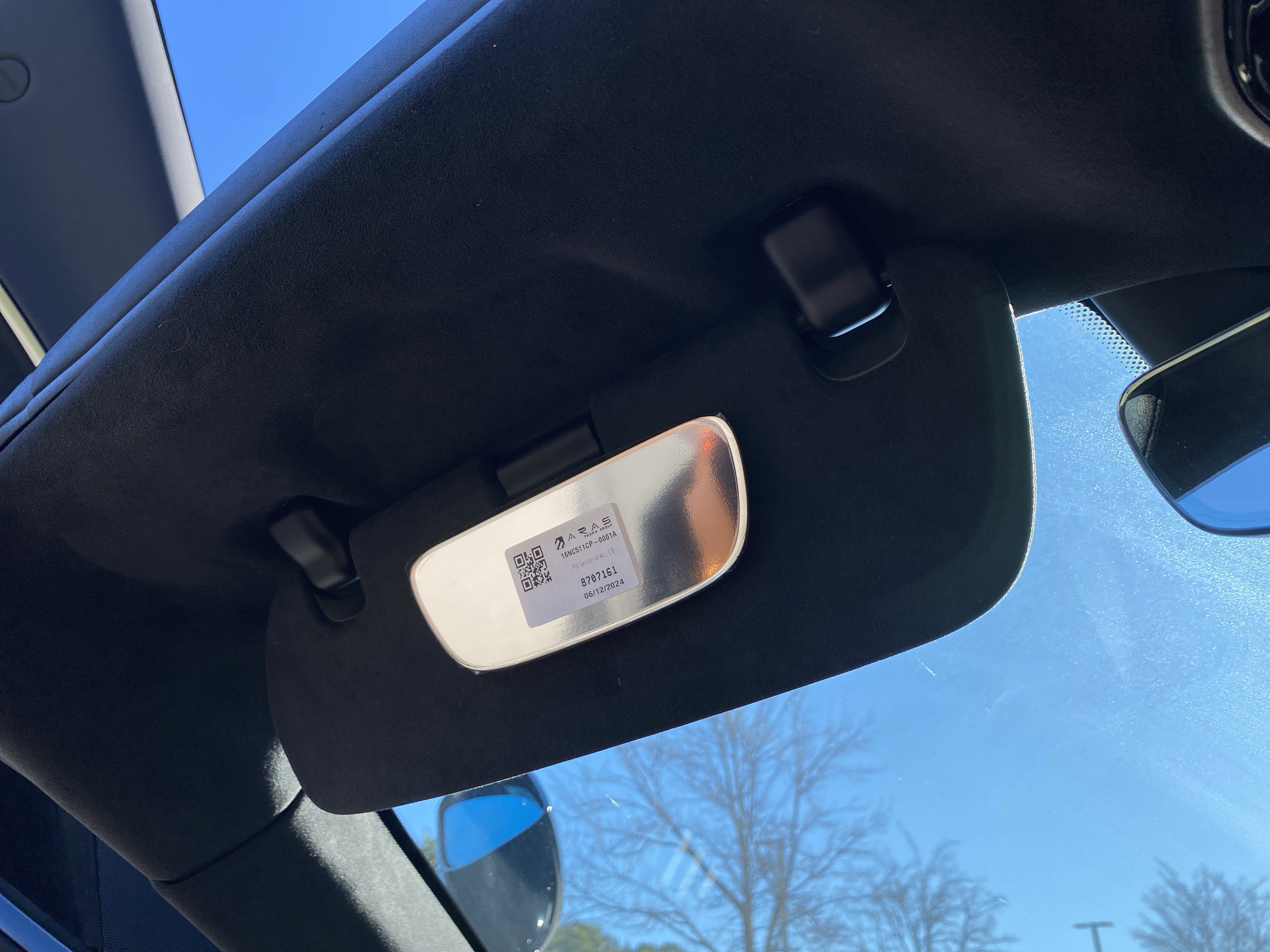 Used 2025 McLaren Artura Spider image 69