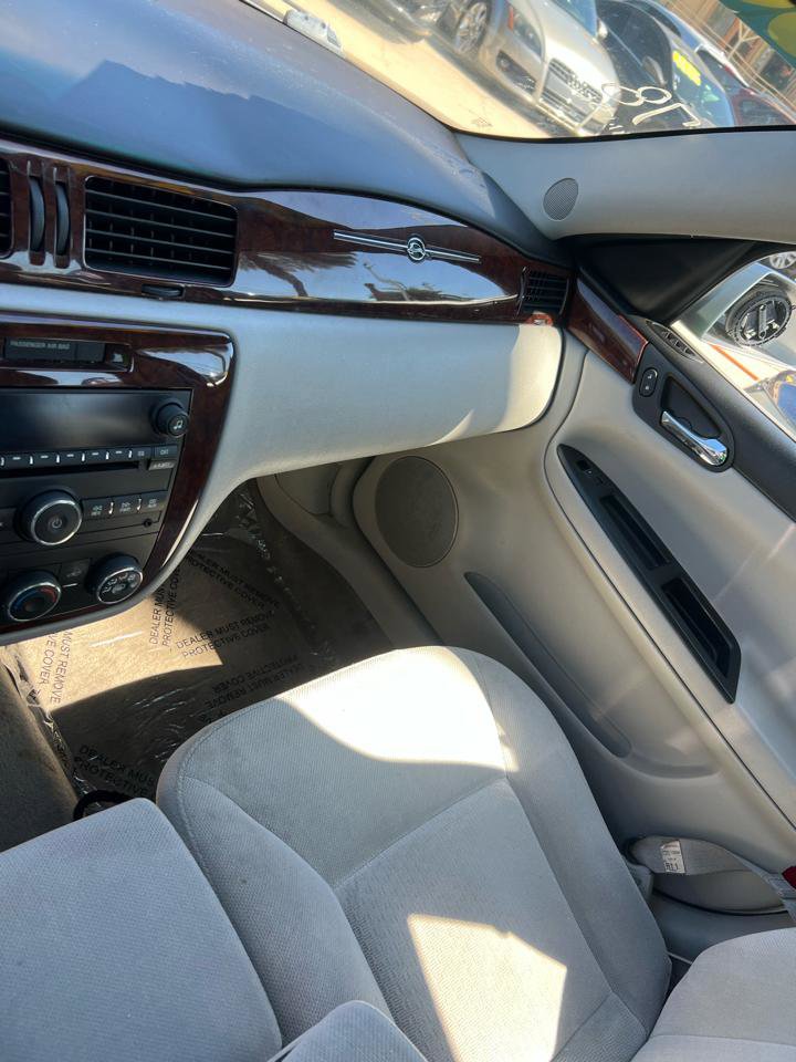 Used 2011 Chevrolet Impala LS image 11