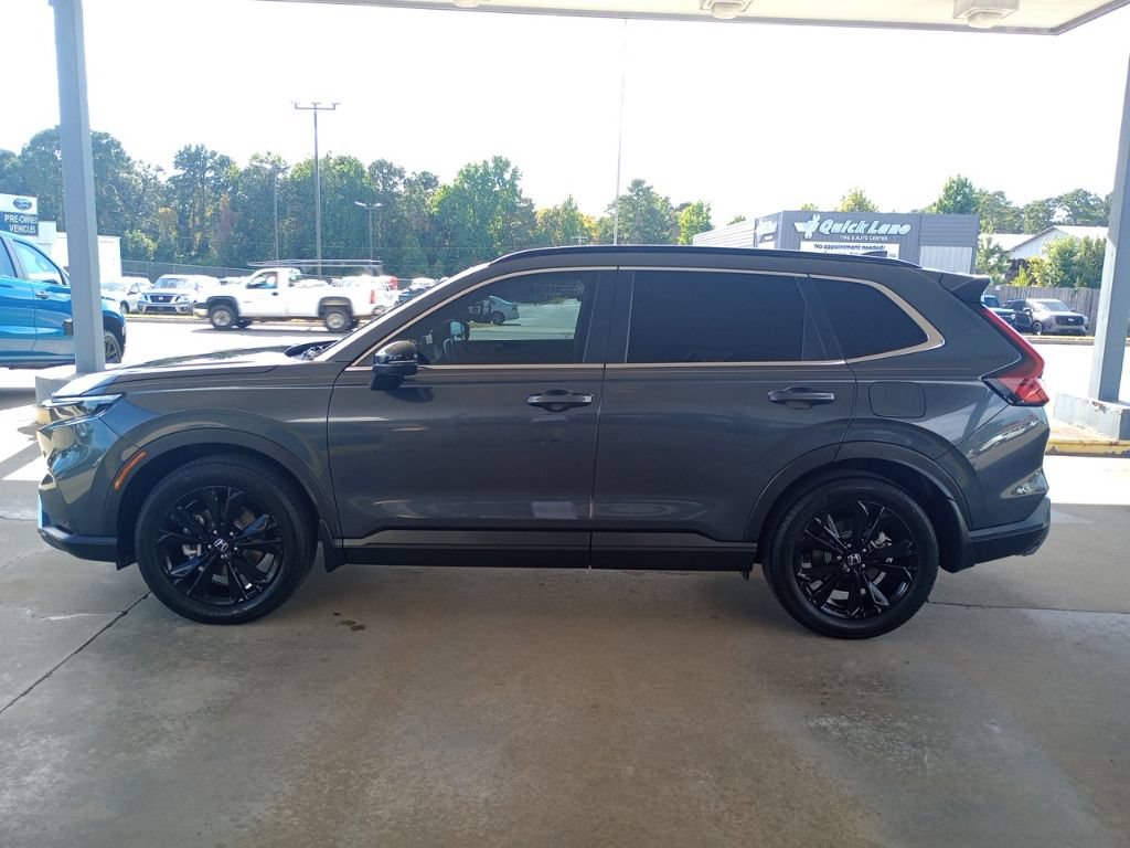 Used 2025 Honda CR-V Sport Touring image 2
