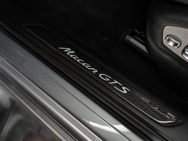 Certified 2026 Porsche Macan GTS AWD/4WD image 26