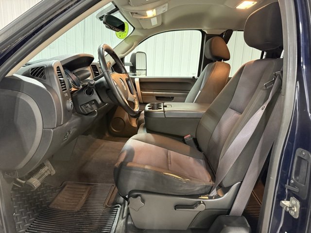 Used 2010 GMC Sierra 2500 SLE image 9