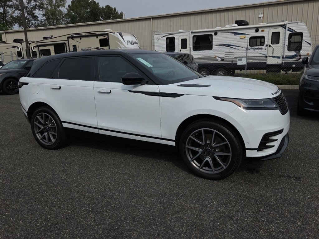 New 2026 Land Rover Range Rover Velar Dynamic SE image 8