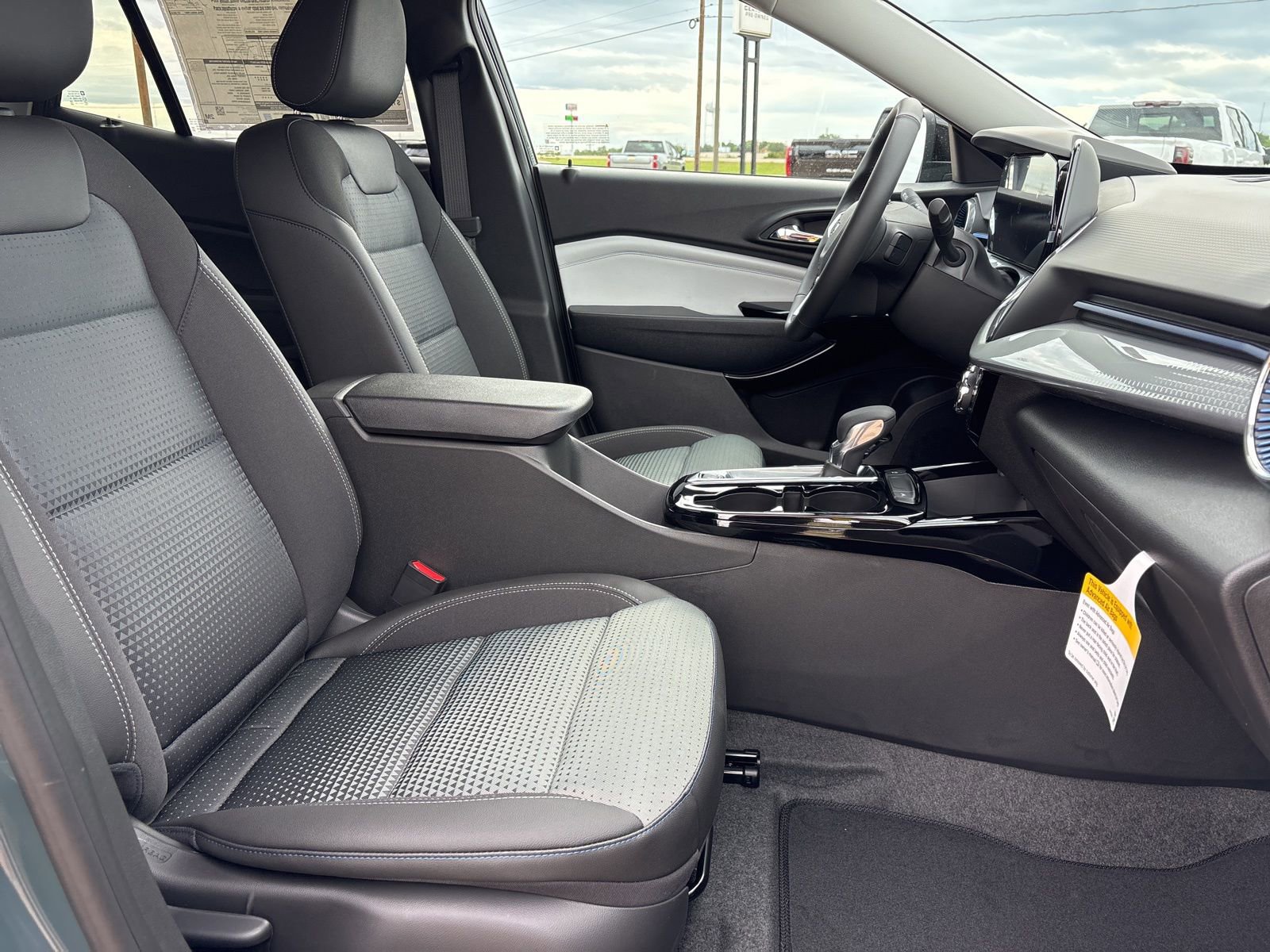 New 2026 Chevrolet Trax LT w/ Driver Confidence Package image 17