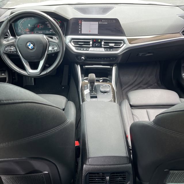 Used 2021 BMW 330i Sedan w/ Convenience Package RWD image 15