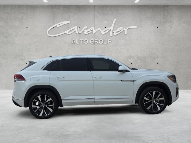 Used 2025 Volkswagen Atlas Cross Sport SEL Premium R-Line image 17