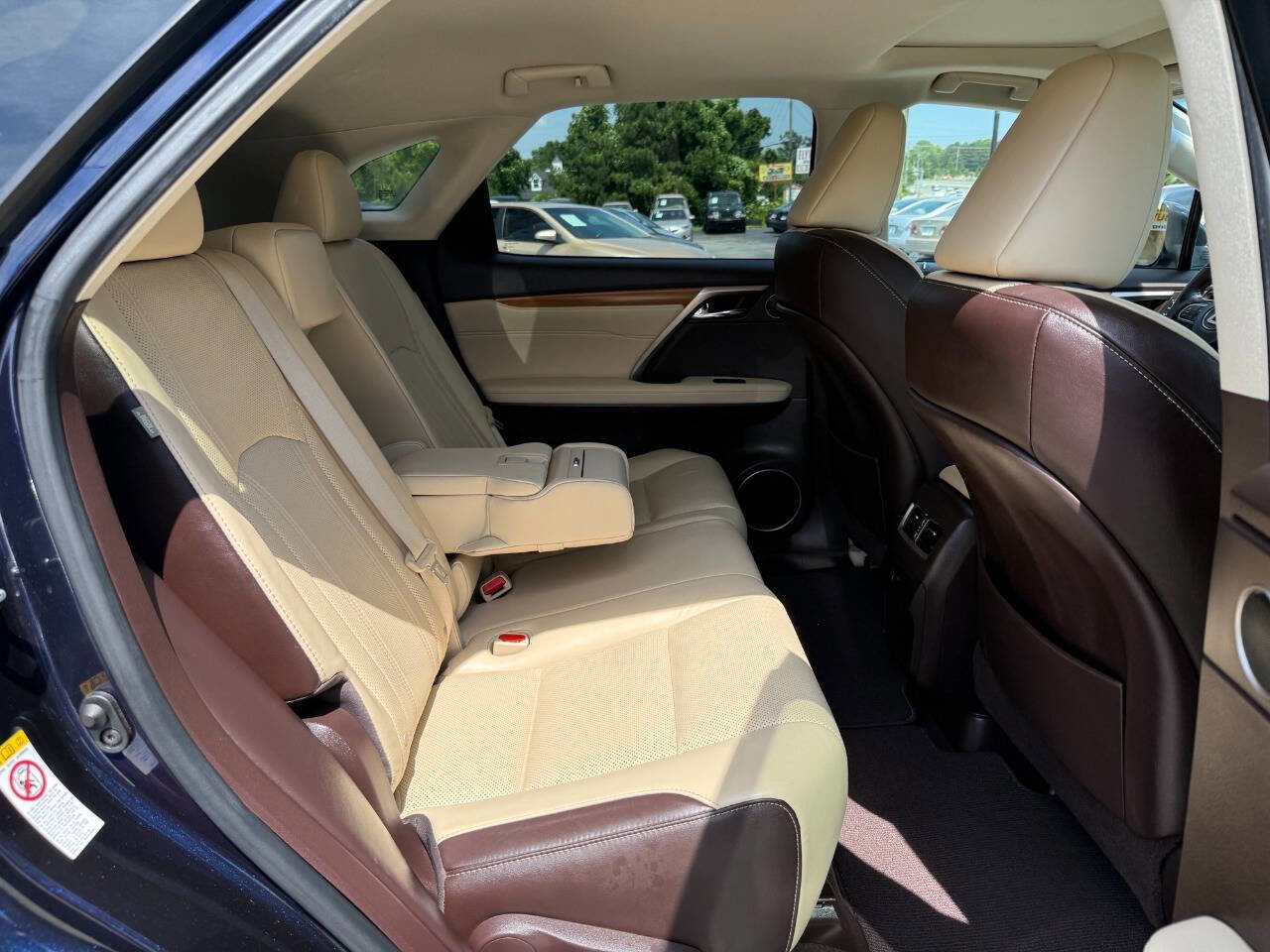 Used 2017 Lexus RX 450h AWD image 14