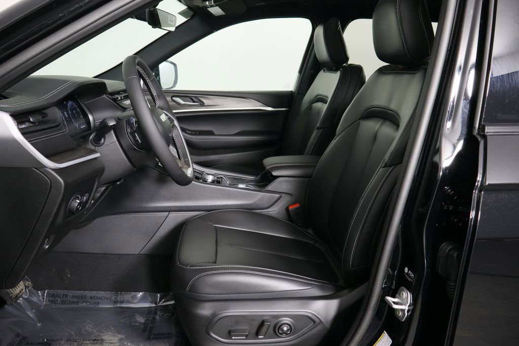 New 2026 Jeep Grand Cherokee Limited image 15