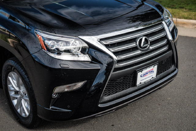 Used 2017 Lexus GX 460 Premium w/ Premium Package AWD/4WD image 10