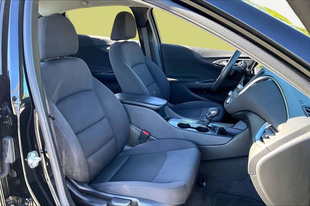 Used 2023 Chevrolet Malibu LT image 21