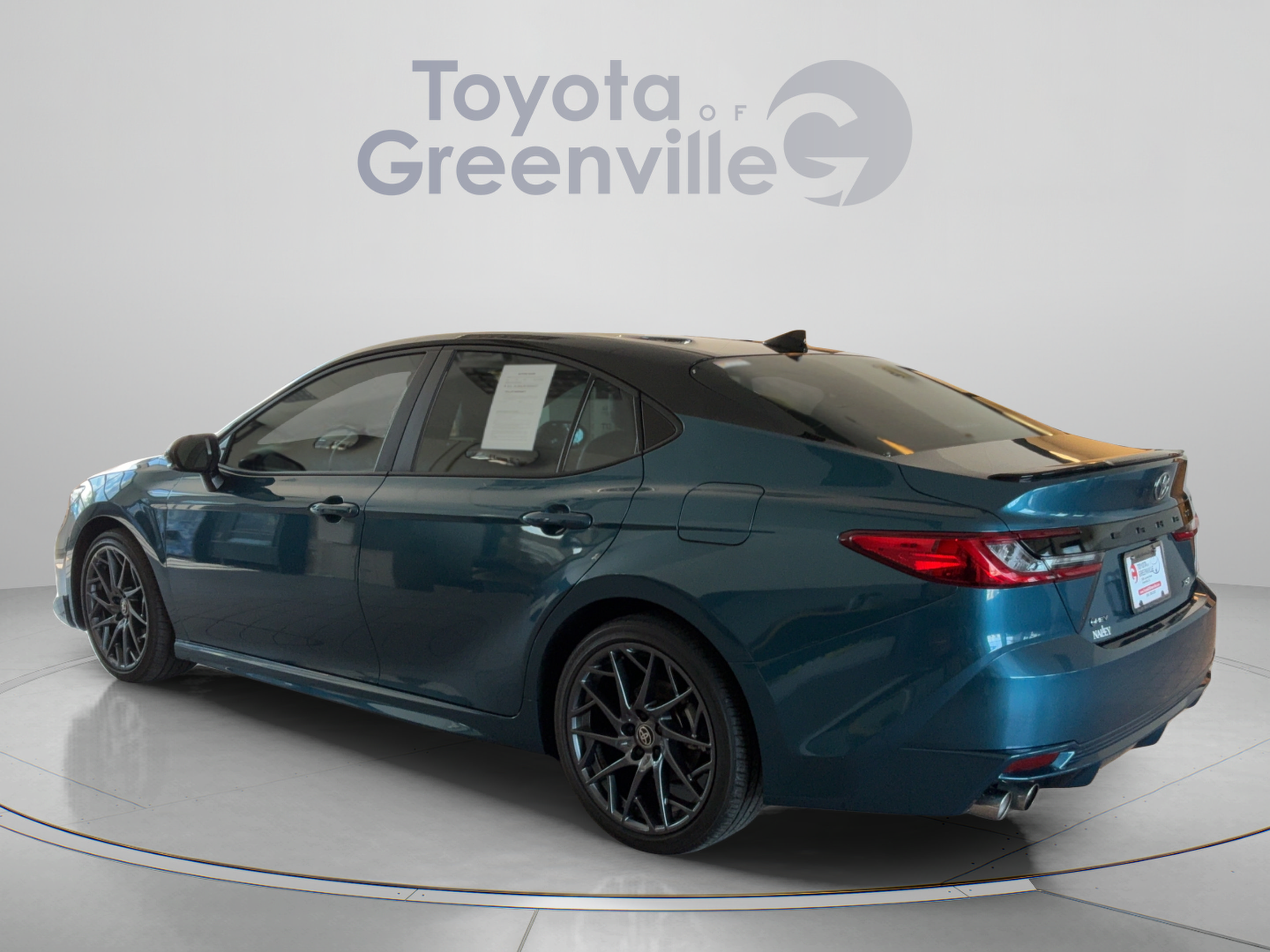 Certified 2025 Toyota Camry XSE FWD image 4