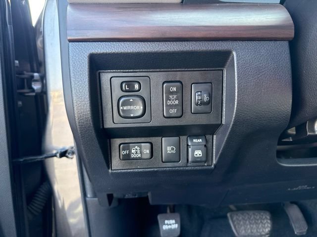Used 2018 Toyota Tundra Limited AWD/4WD image 24