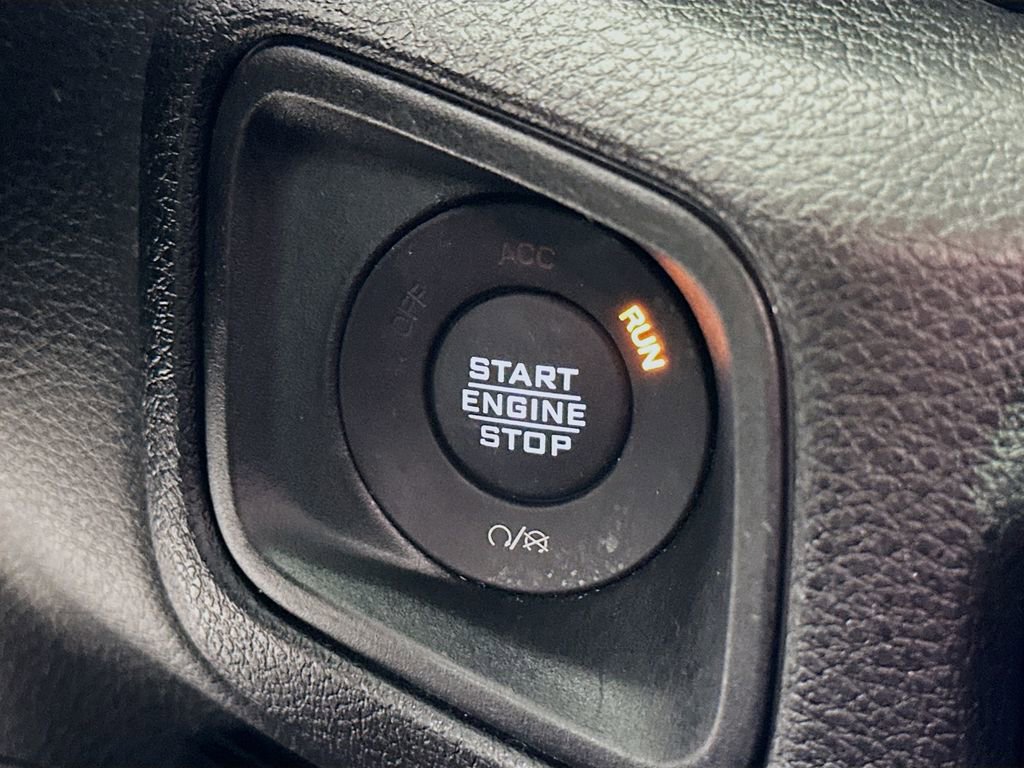 Certified 2024 Jeep Gladiator Sport image 23