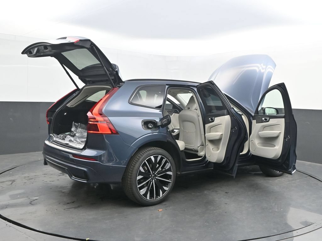 New 2026 Volvo XC60 B5 Ultra w/ Protection Package Premier AWD/4WD image 39
