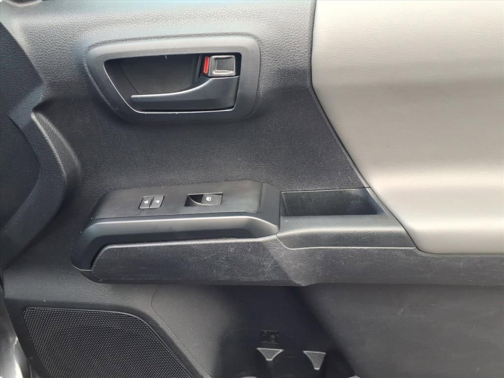 Used 2021 Toyota Tacoma SR image 17