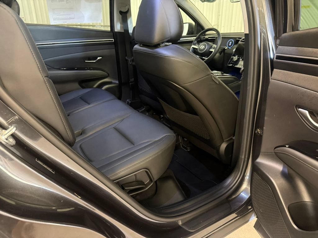 Used 2023 Hyundai Tucson Limited AWD/4WD image 25
