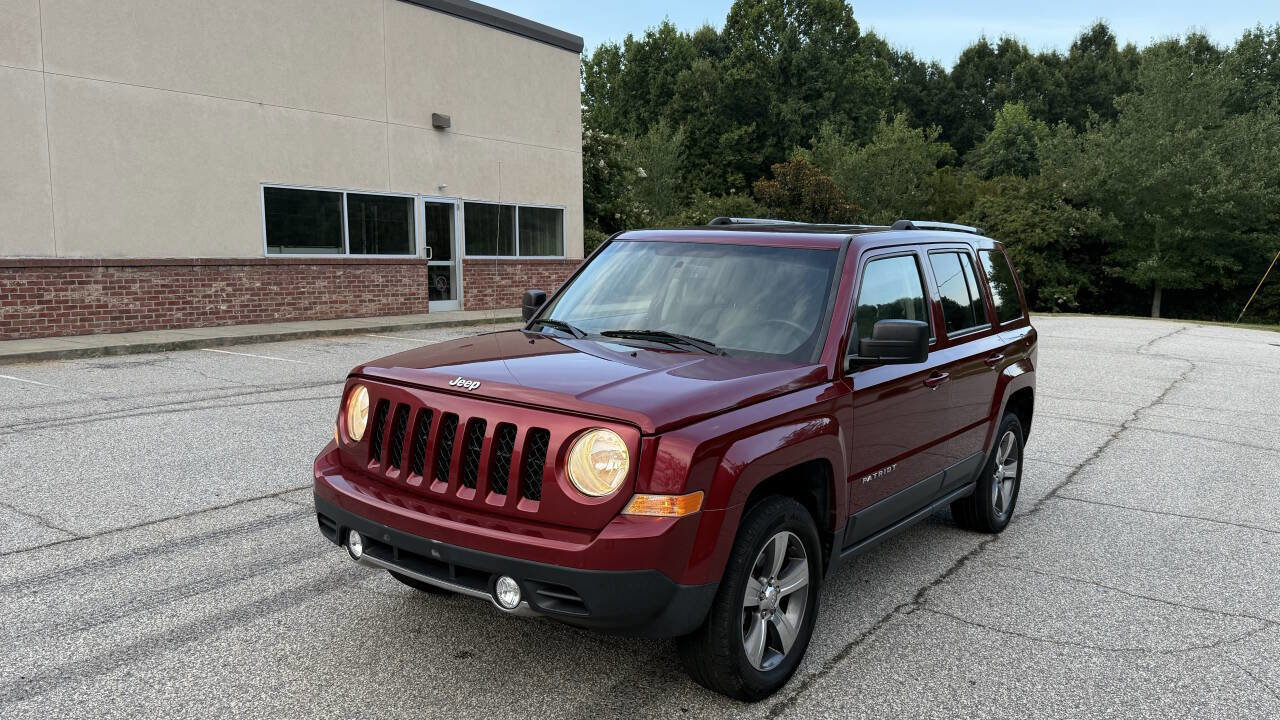 Used 2017 Jeep Patriot High Altitude image 3