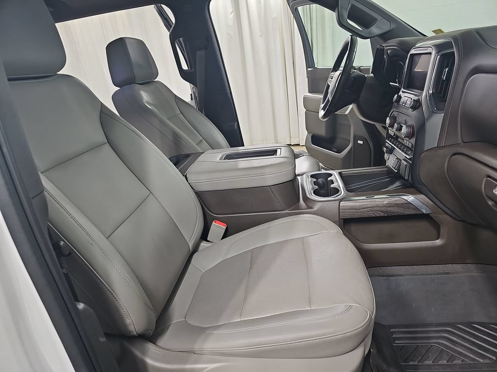 Certified 2022 Chevrolet Silverado 1500 LTZ w/ LTZ Premium Package AWD/4WD image 13