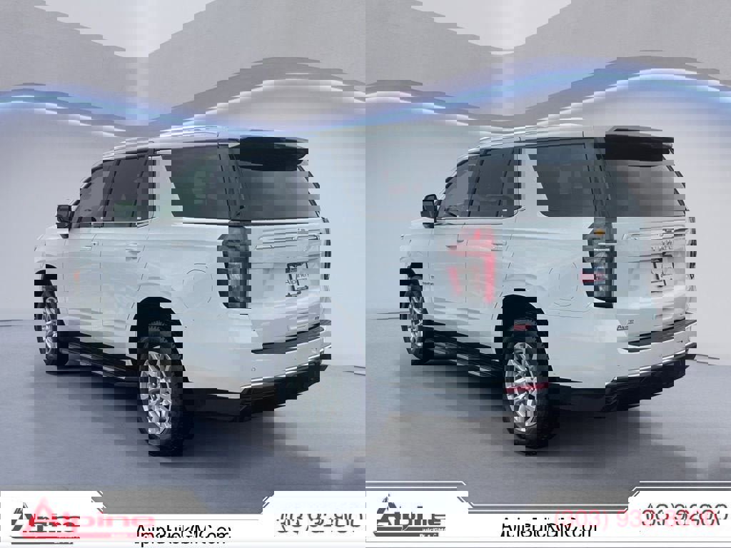 Used 2024 Chevrolet Tahoe LT image 3