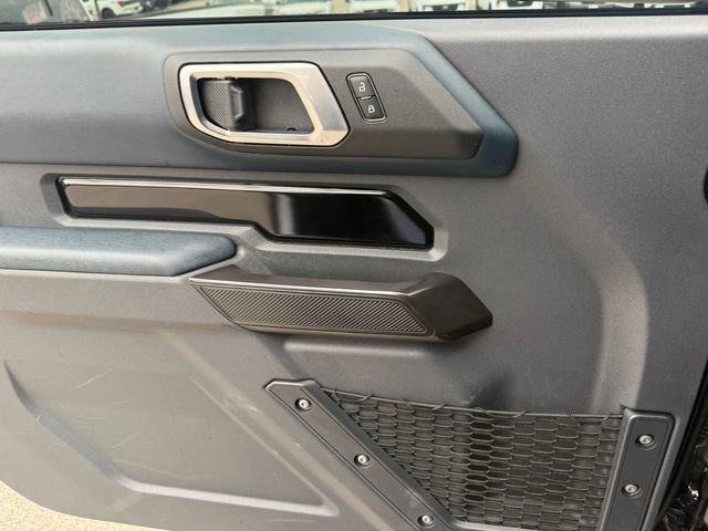 Used 2024 Ford Bronco Heritage Edition image 13