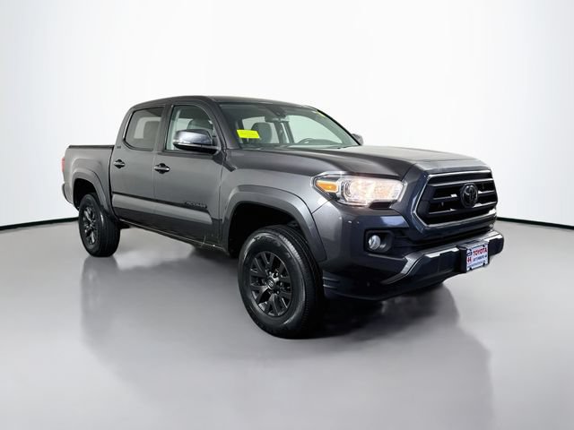 Certified 2022 Toyota Tacoma SR5 w/ Technology Package AWD/4WD image 10