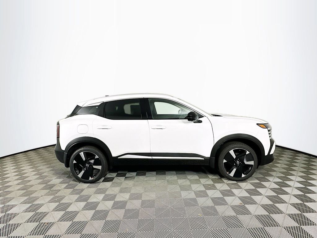 New 2026 Nissan Kicks SR w/ SR Premium Package image 11