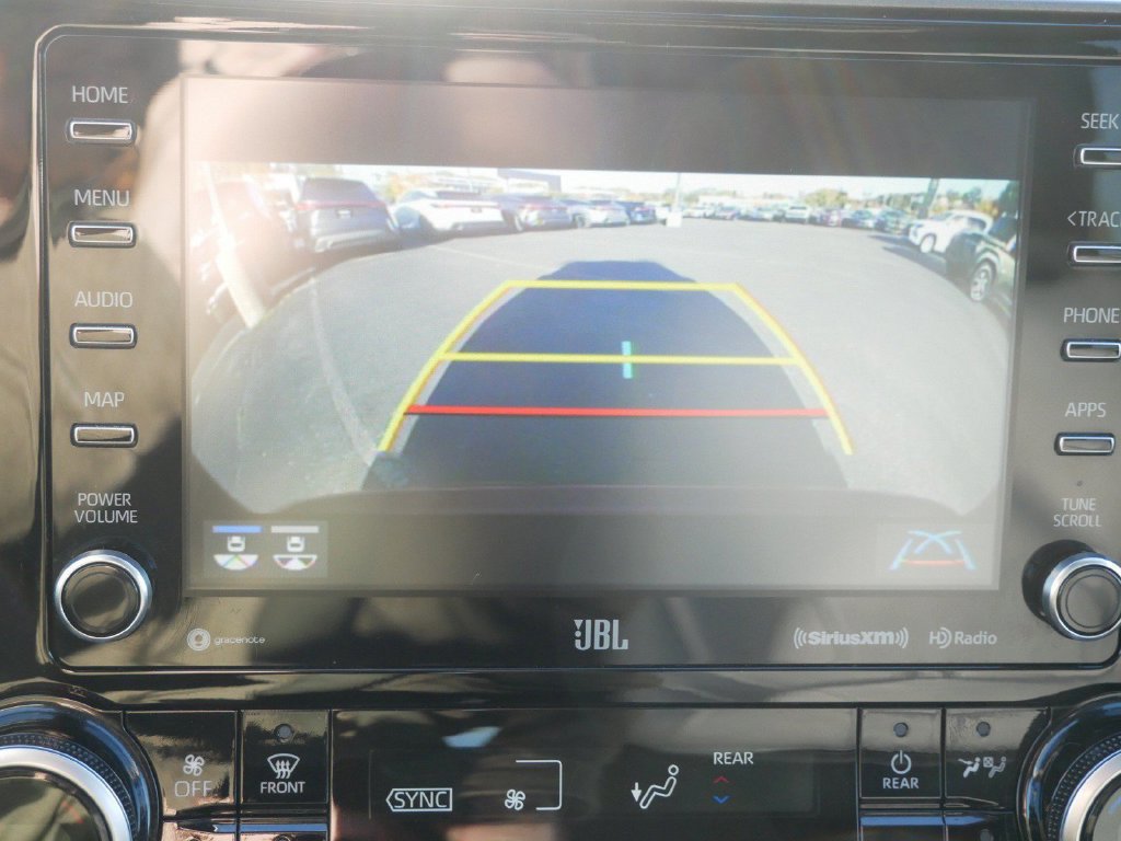 Used 2021 Toyota Highlander Limited AWD/4WD image 21