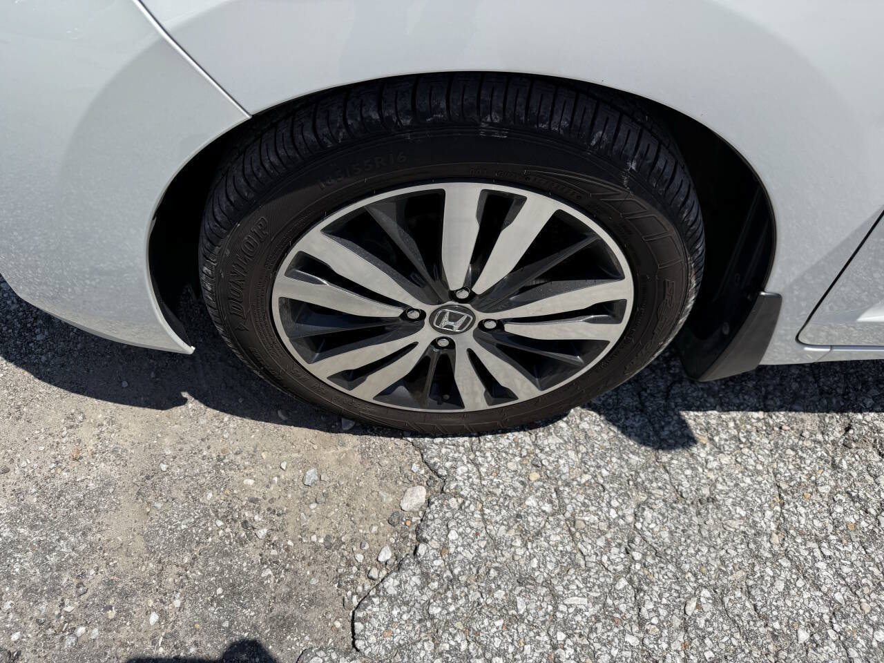 Used 2017 Honda Fit EX image 11