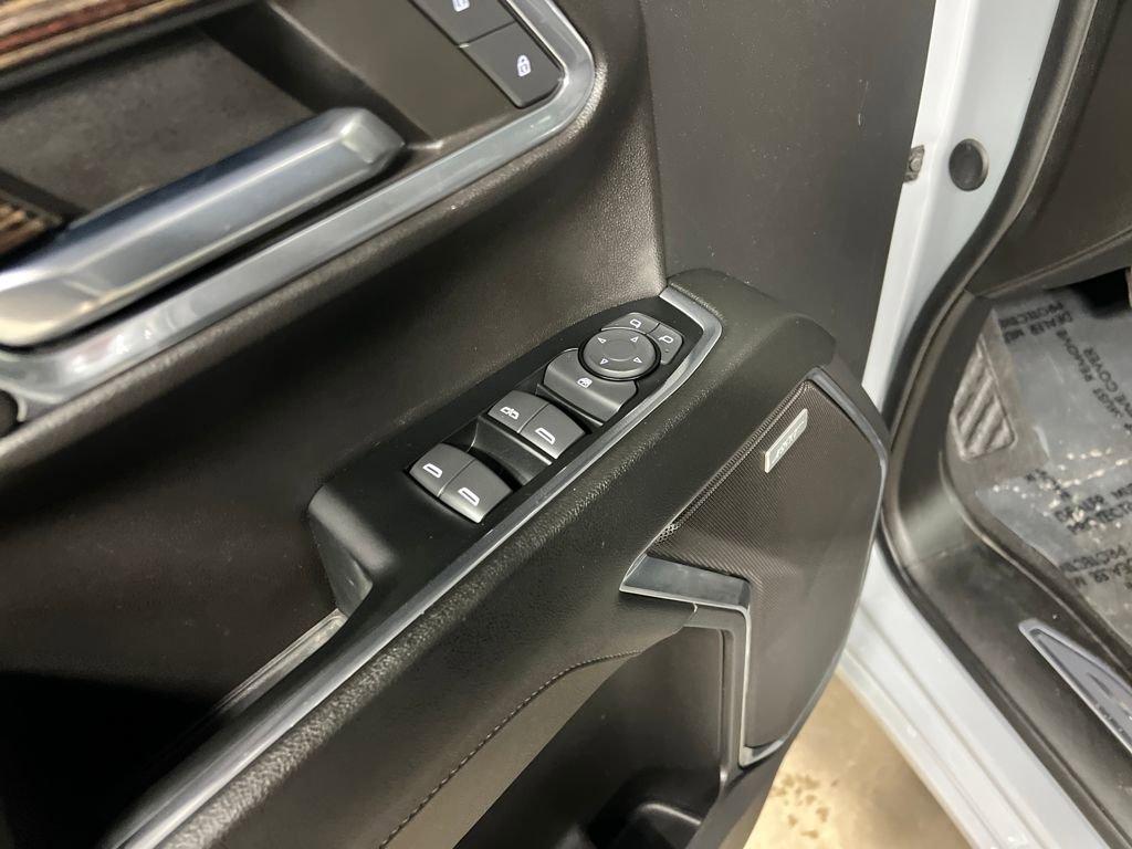 Used 2024 GMC Sierra 1500 Elevation w/ Preferred Package image 17