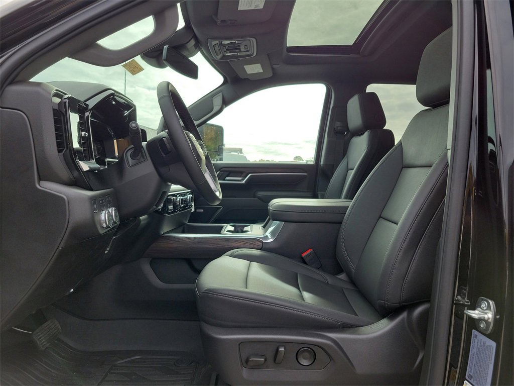 New 2025 GMC Sierra 3500 SLT w/ SLT Convenience Package image 23
