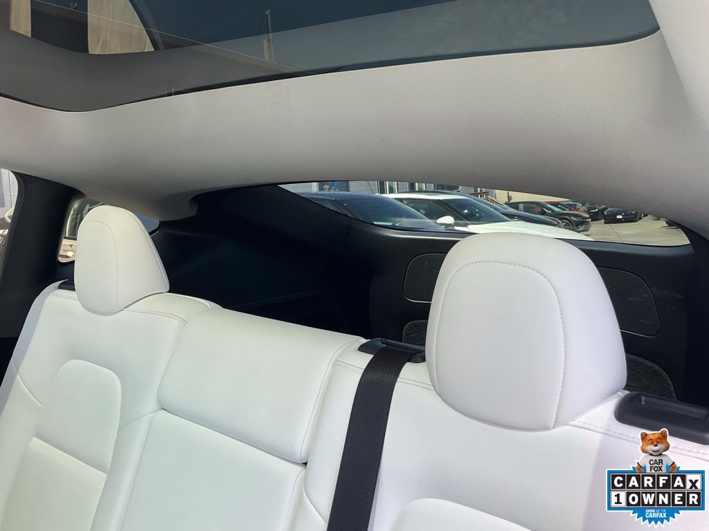 Used 2024 Tesla Model Y Performance AWD/4WD image 29