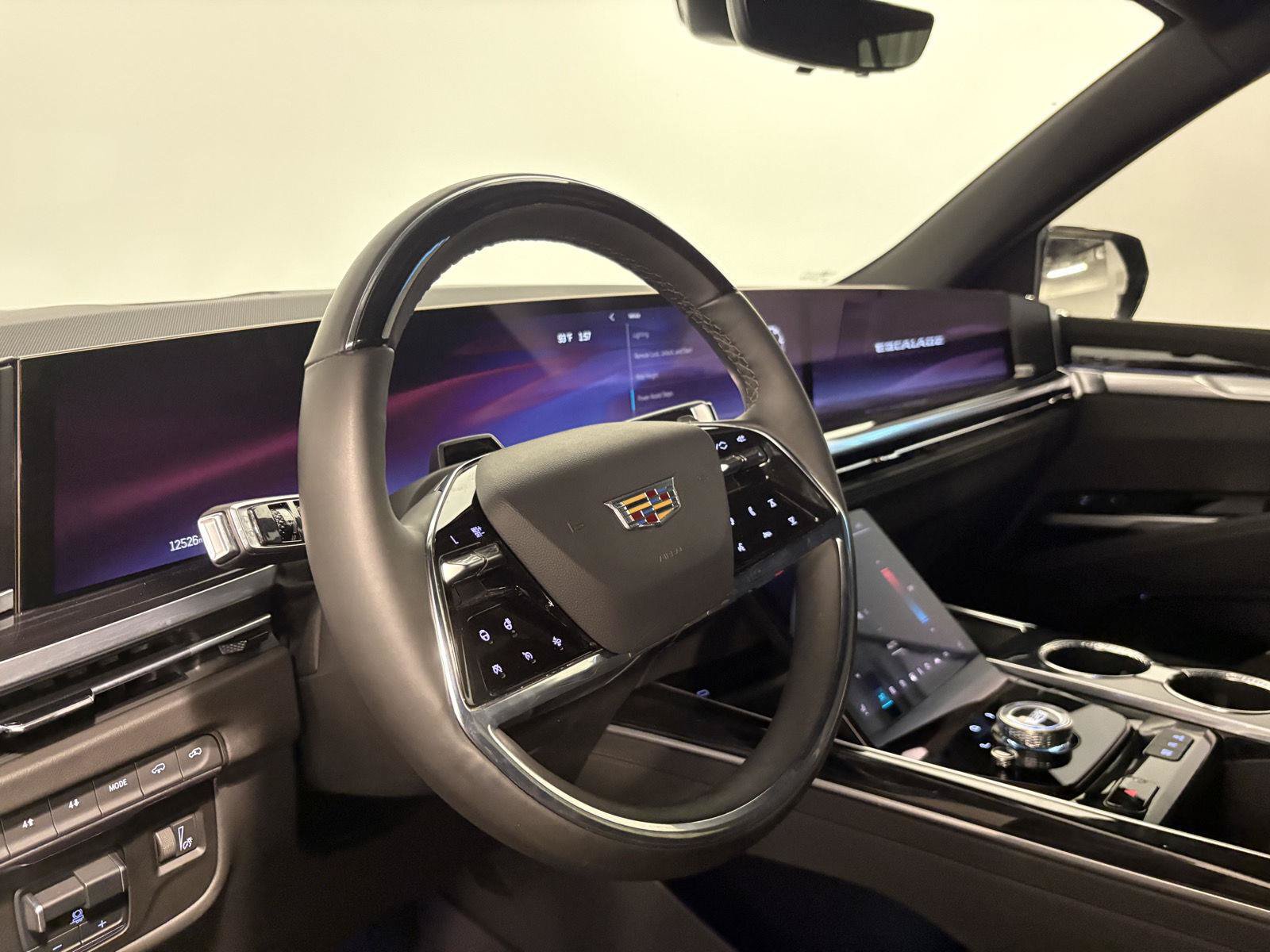 Used 2025 Cadillac Escalade Sport w/ Touring Package AWD/4WD image 16