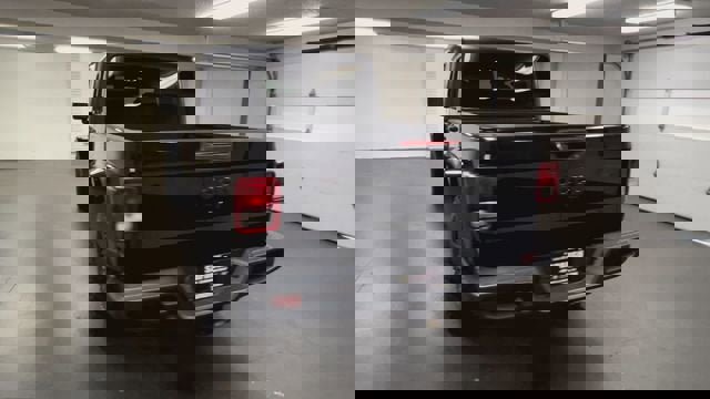 Used 2022 Jeep Gladiator Sport image 7