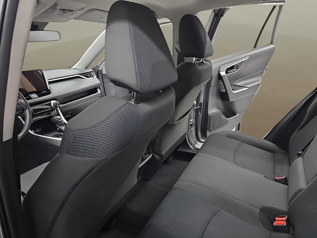Used 2023 Toyota RAV4 LE image 13