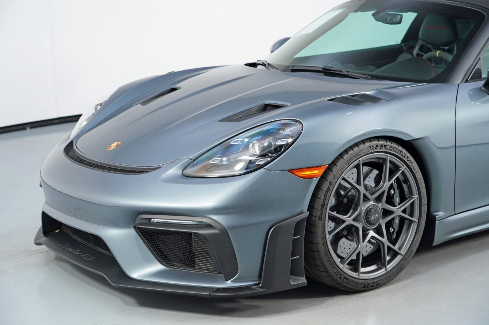 Used 2024 Porsche 718 Boxster Spyder RS w/ Light Design Package RWD image 53