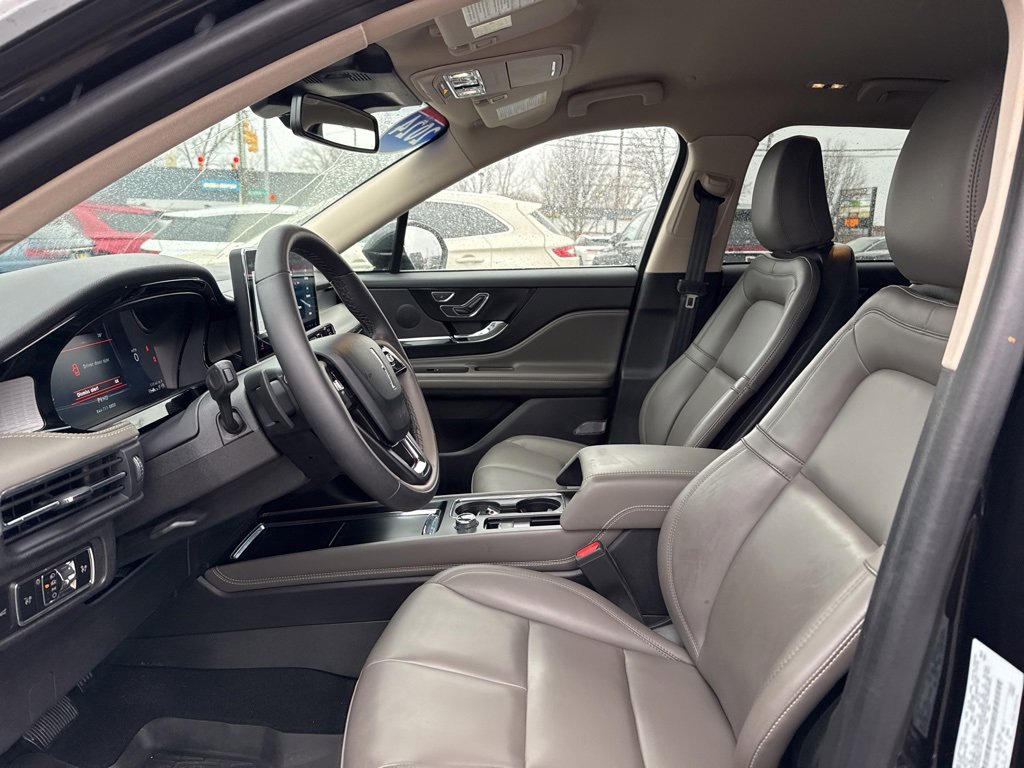 Used 2024 Lincoln Corsair FWD image 7