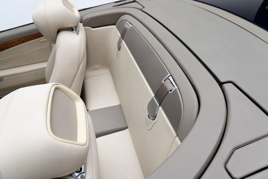 Used 2009 Mercedes-Benz SL 550 image 54