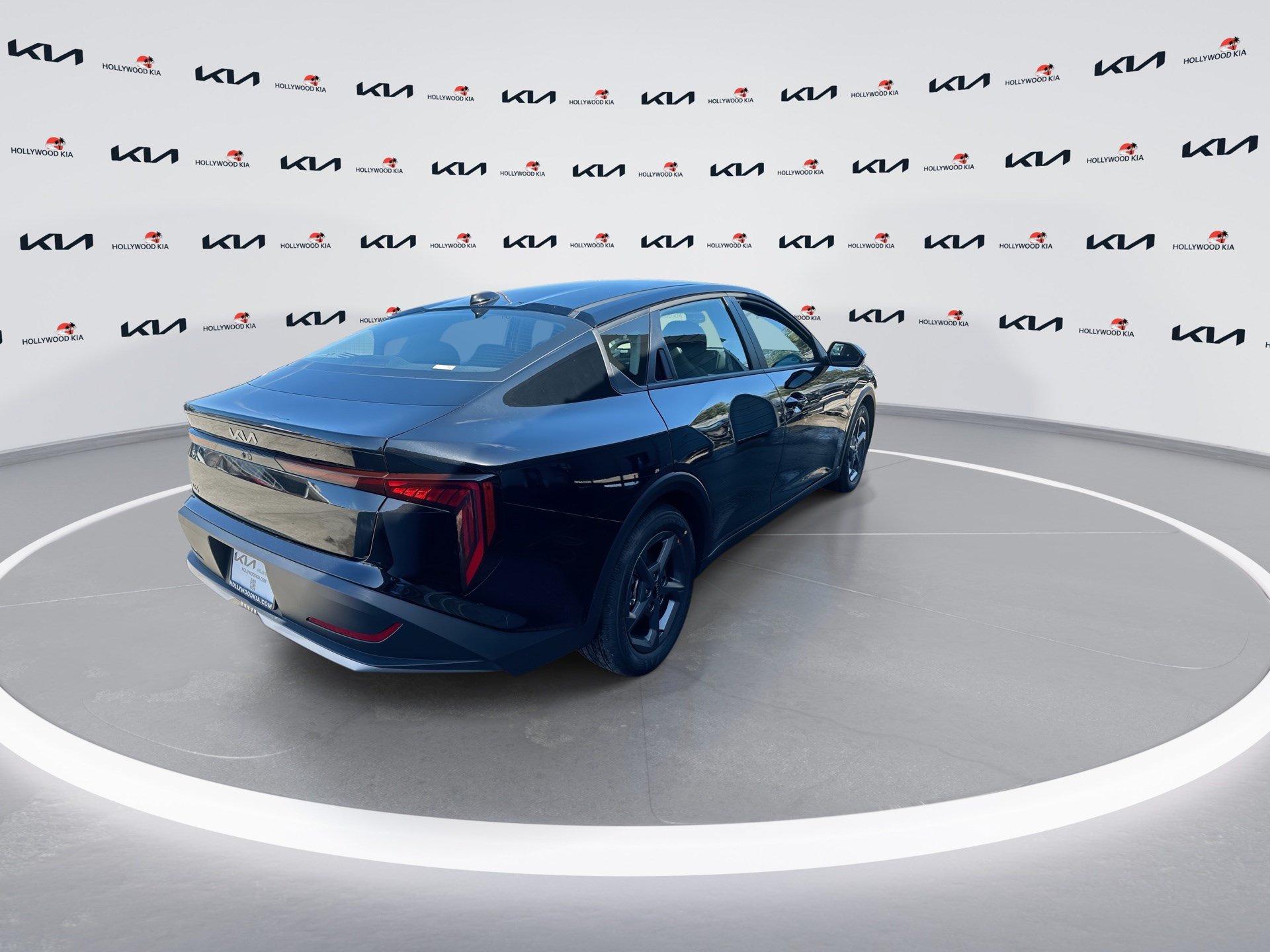 New 2027 Kia Seltos X-Line S w/ X-Line S Premium Package AWD/4WD image 8