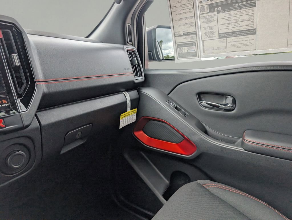 New 2025 Nissan Frontier PRO-4X image 25