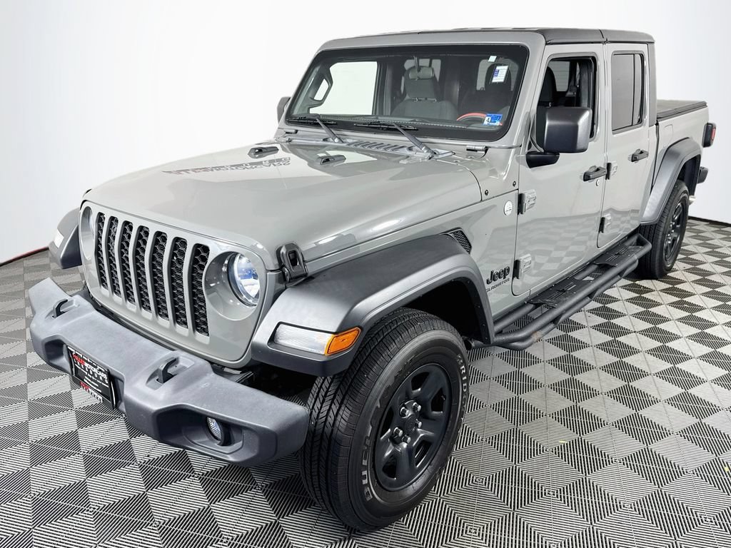 Used 2021 Jeep Gladiator Sport w/ Trailer Tow Package AWD/4WD image 3