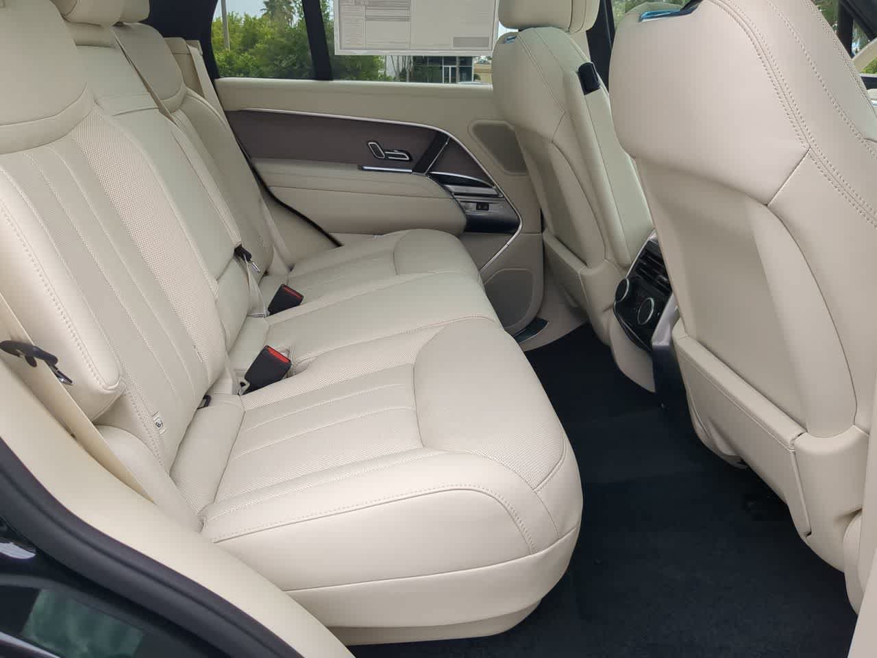 New 2026 Land Rover Range Rover SE AWD/4WD image 22