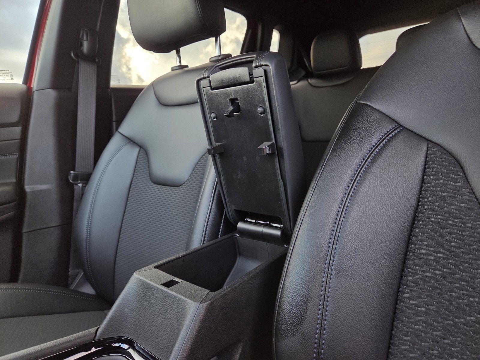 New 2026 Jeep Compass Latitude AWD/4WD image 27