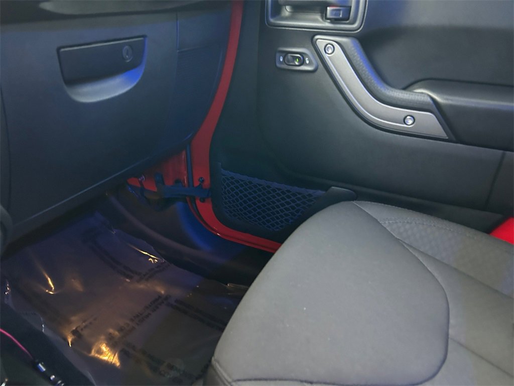 Used 2018 Jeep Wrangler Unlimited Sport S image 15