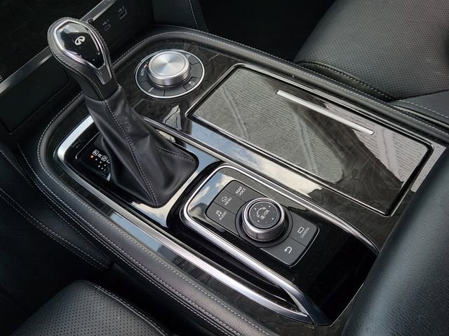Used 2024 INFINITI QX80 Luxe image 18