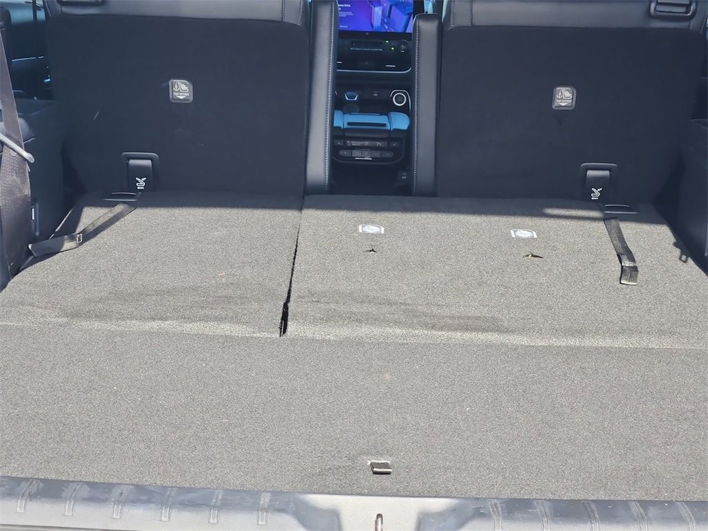 Used 2025 Toyota Grand Highlander AWD image 25