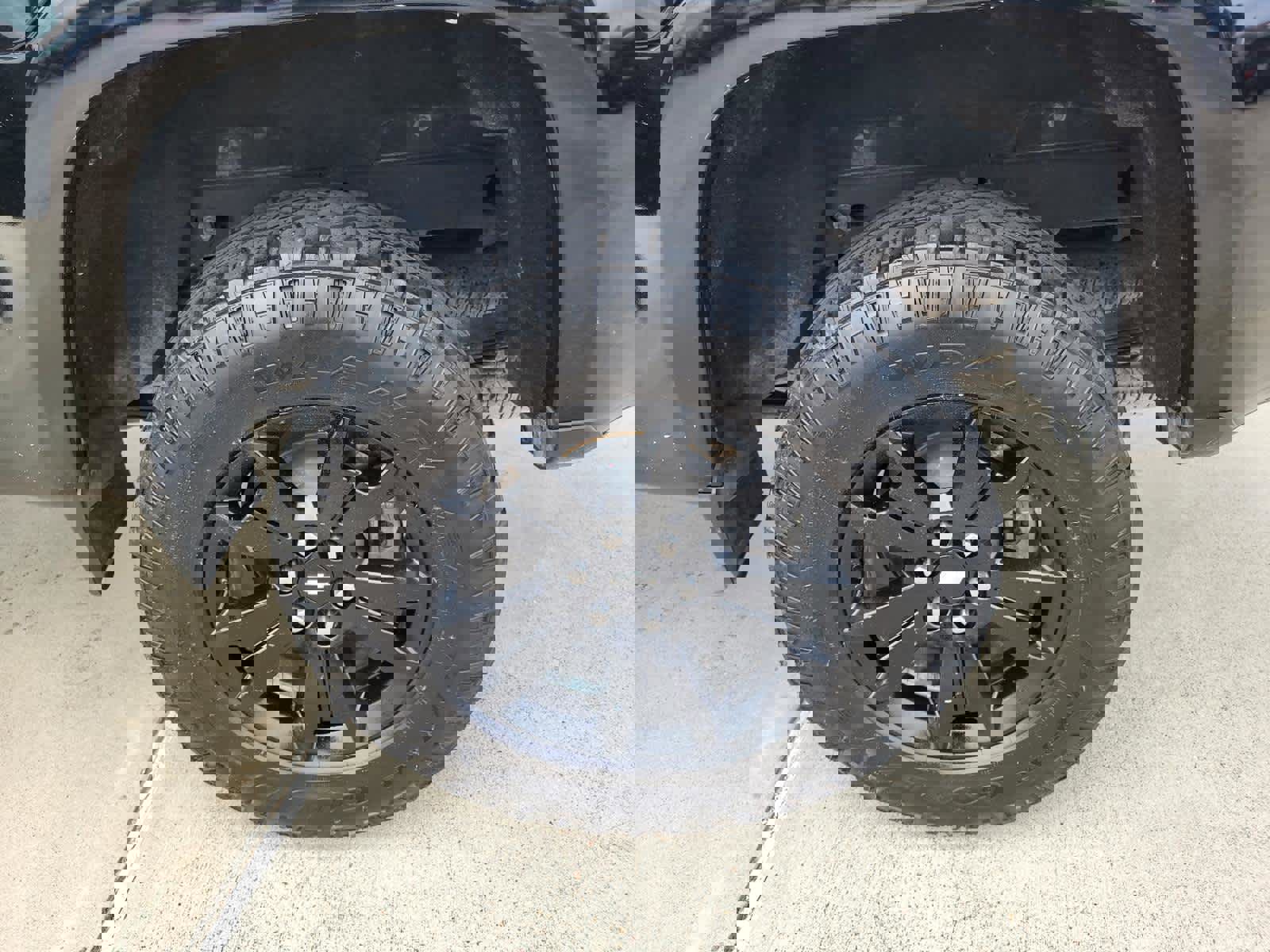 Used 2021 Chevrolet Colorado Z71 w/ Z71 Midnight Edition image 26