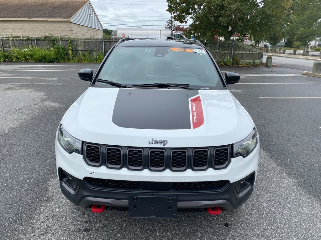Used 2024 Jeep Compass Trailhawk image 3