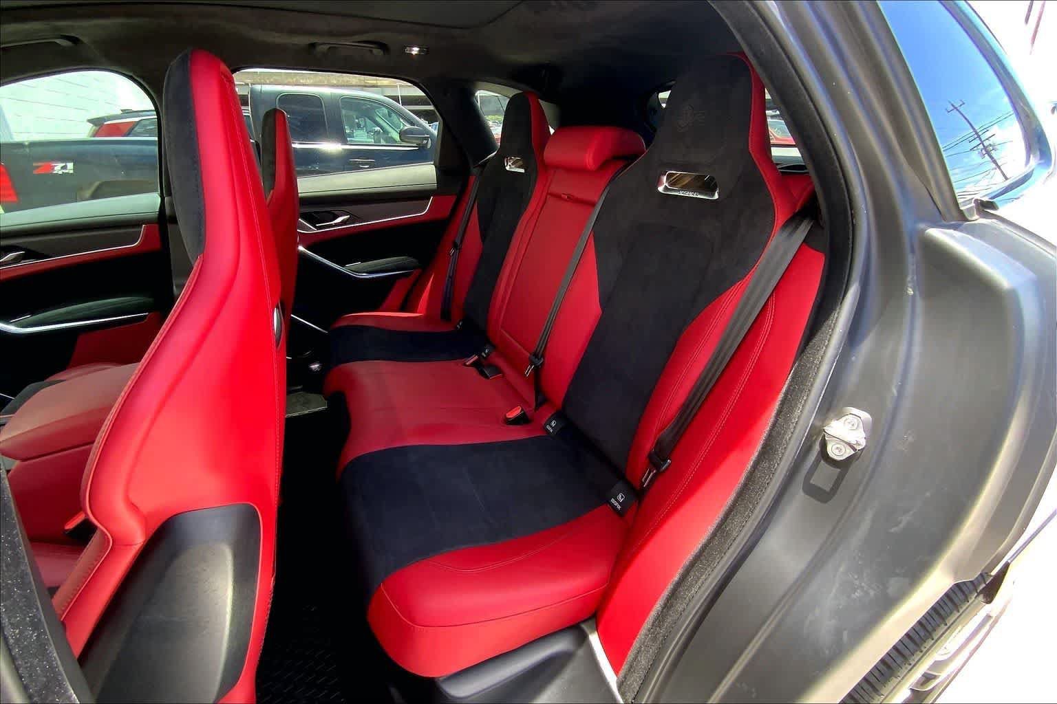 Used 2023 Jaguar F-PACE SVR AWD/4WD image 29