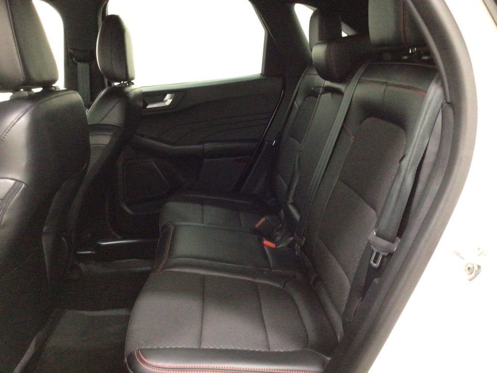 Used 2023 Ford Escape ST-Line w/ Tech Pack #1 AWD/4WD image 18